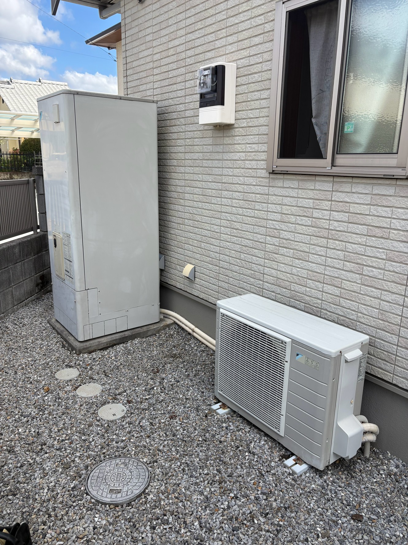 栃木県佐野市でEQN37MFVのエコキュートから交換されたお客様のbefore写真