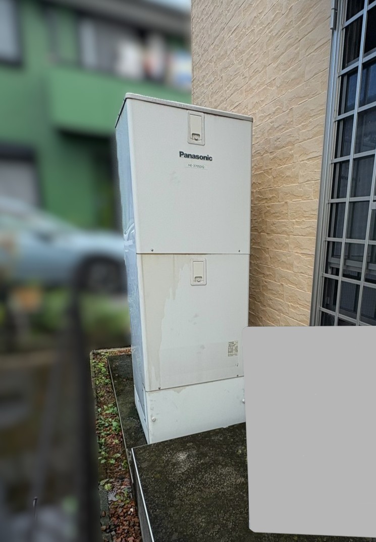 栃木県佐野市でHE-3710SDQのエコキュートから交換されたお客様のbefore写真
